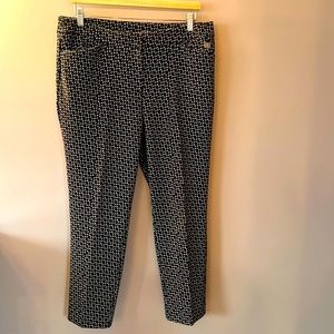 Anne Klein Ankle Length Black & White Trousers sz 10